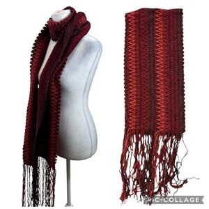 Lord a & Taylor Ladies Fringe End Red and Black Neck Scarf